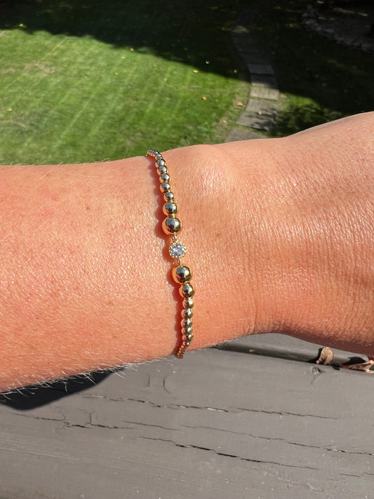 Minimalist Sparkle                     Multi - dimension Bracelet